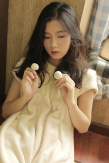 爱矢峰子